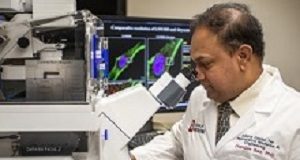 Dressing uses electric field to disrupt infections Sen