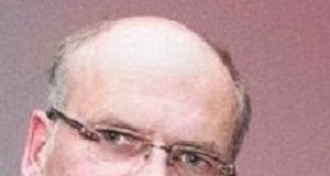 Surgeon honoured for laparoscopic gastric bypass work Gert