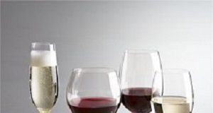 Ballooning wine glasses may drive growing alcohol consumption WineGlasses