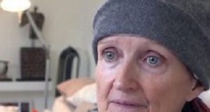 UK politician’s £240,000-a-year cancer-fighting skull cap Jowell