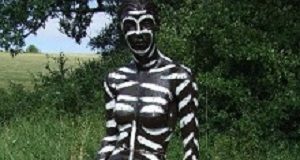 Body-painting protects against bloodsucking insects LundUniversity