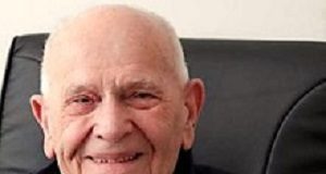 98-year-old French doctor still practising and rues Dr Google ChristianChenay