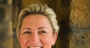 AIDS battles hold valuable lessons for managing COVID-19