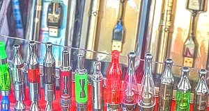 Starter e-cigarette packs to be offered by hospitals to help smokers quit – UK study