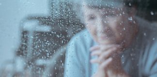 ‘Broken heart’ syndrome becoming more common, especially in middle-aged women