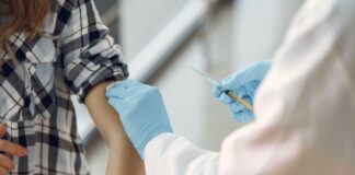 NPOs in court bid to halt SA Covid vaccination campaign